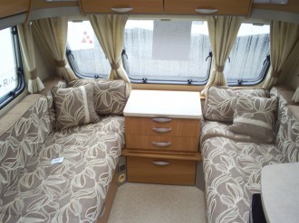 SMART LOUNGE